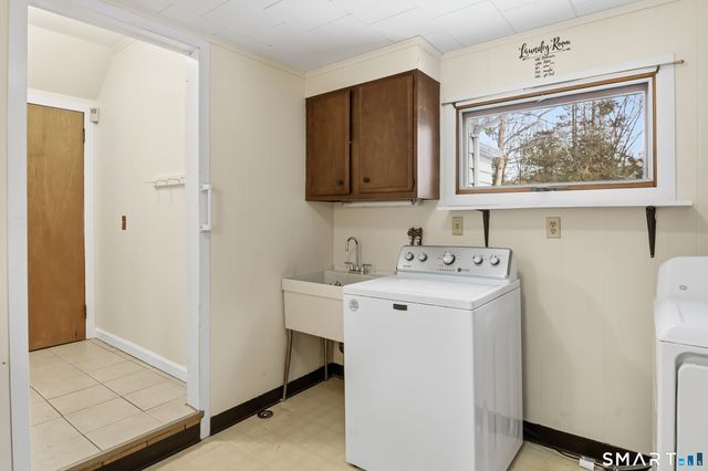 815 EAST MAIN Street, Branford, CT 06405