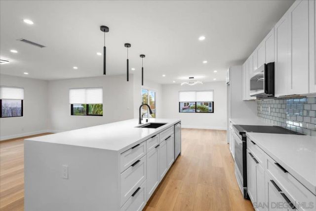 1339 Higgins, Oceanside, CA 92058