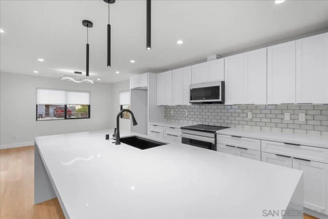 1339 Higgins, Oceanside, CA 92058