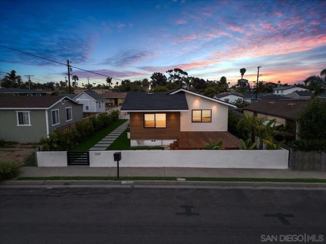 1339 Higgins, Oceanside, CA 92058
