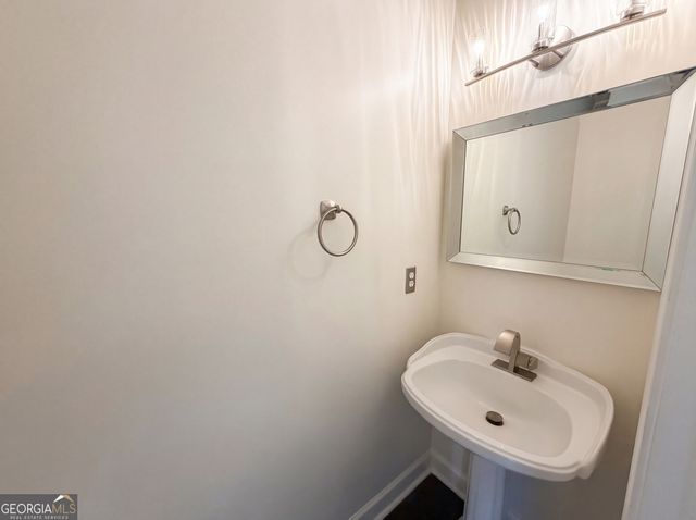 105 Kimball Bridge Cove, Alpharetta, GA 30022