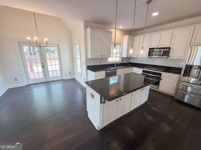 105 Kimball Bridge Cove, Alpharetta, GA 30022