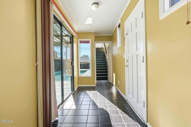 672 W Mendocino Street, Altadena, CA 91001