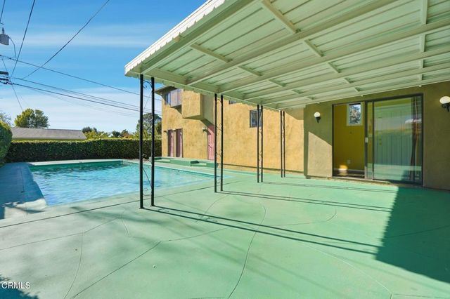 672 W Mendocino Street, Altadena, CA 91001