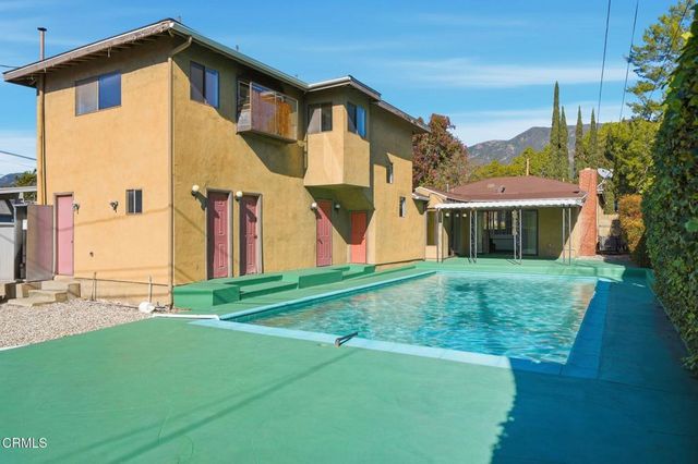 672 W Mendocino Street, Altadena, CA 91001