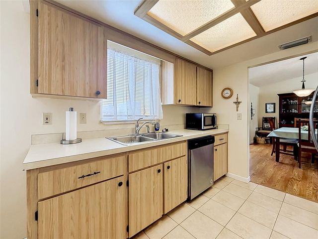 8121 SW 107TH PLACE, Ocala, FL 34481