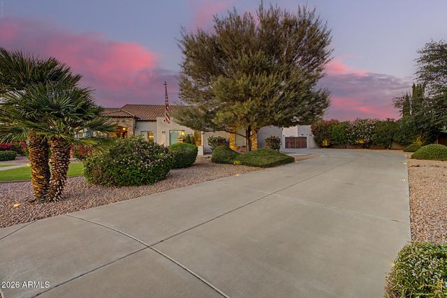 5474 W ROCK Court, San Tan Valley, AZ 85144