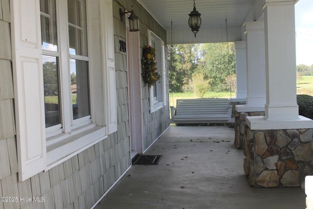 283 Kit Horne Road, Whiteville, NC 28472