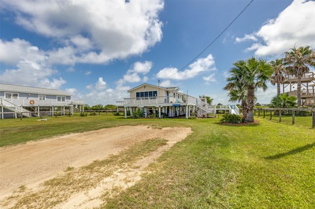 3915 1st Street, Galveston, TX 77554