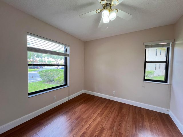 21890 Lake Forest Circle 101, Boca Raton, FL 33433