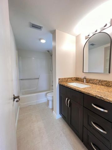 21890 Lake Forest Circle 101, Boca Raton, FL 33433
