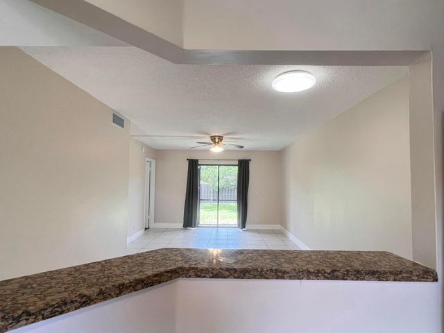 21890 Lake Forest Circle 101, Boca Raton, FL 33433