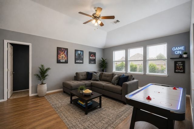 9121 Liberty Crossing Drive, Fort Worth, TX 76131