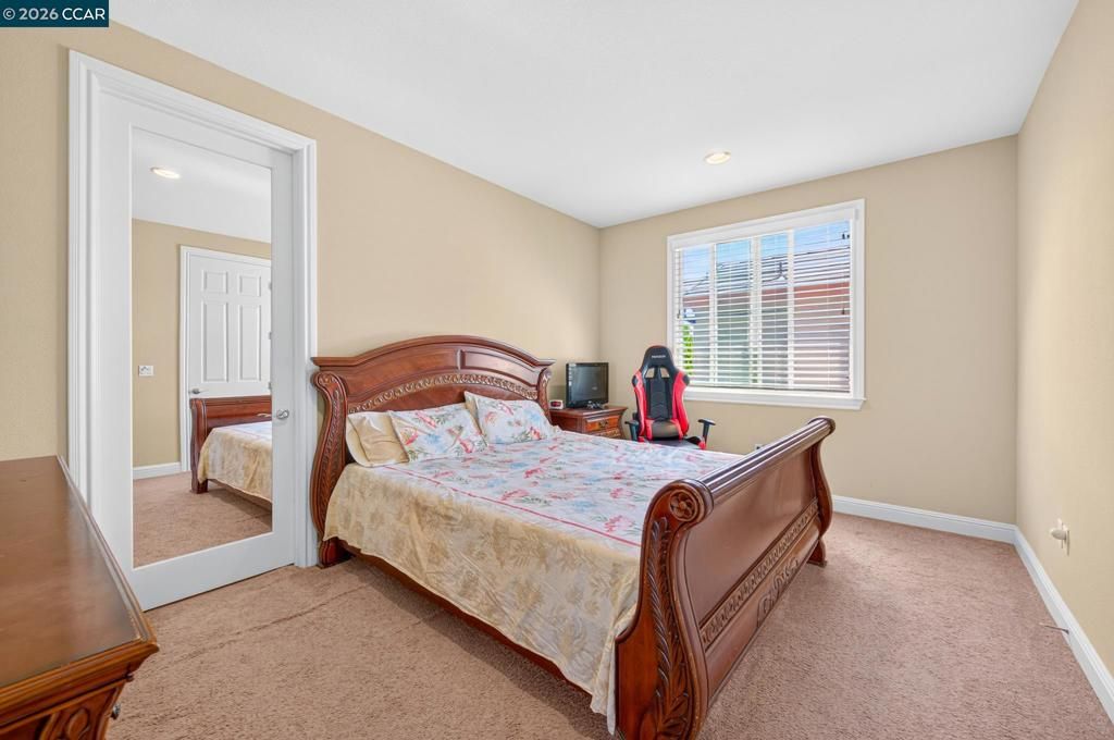 Image 14 of property listing at 9701 Sara Ann Ct, Dublin, CA 94568