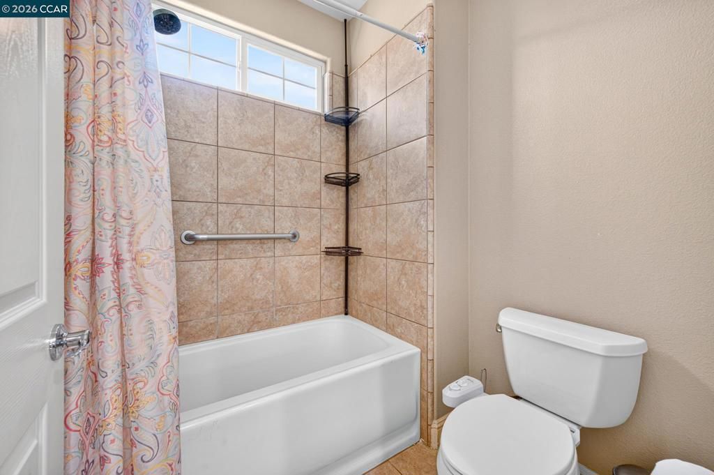 Image 20 of property listing at 9701 Sara Ann Ct, Dublin, CA 94568