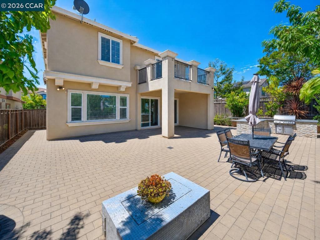 Image 24 of property listing at 9701 Sara Ann Ct, Dublin, CA 94568