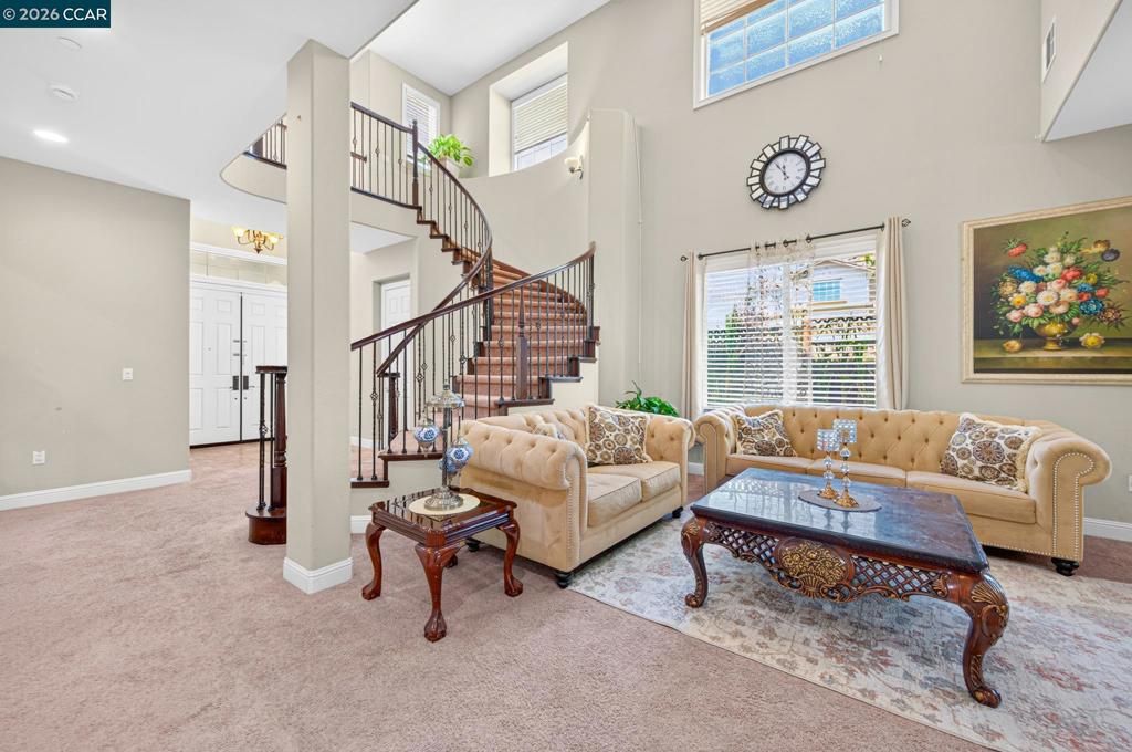 Image 3 of property listing at 9701 Sara Ann Ct, Dublin, CA 94568