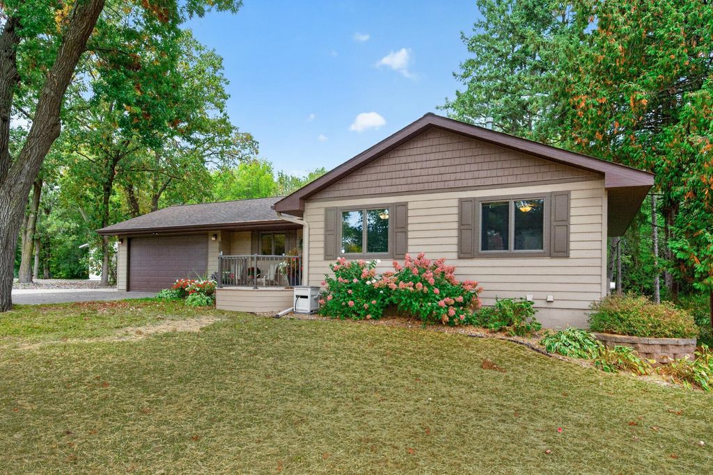 5612 261st Street, Wyoming, MN 55092 — exterior