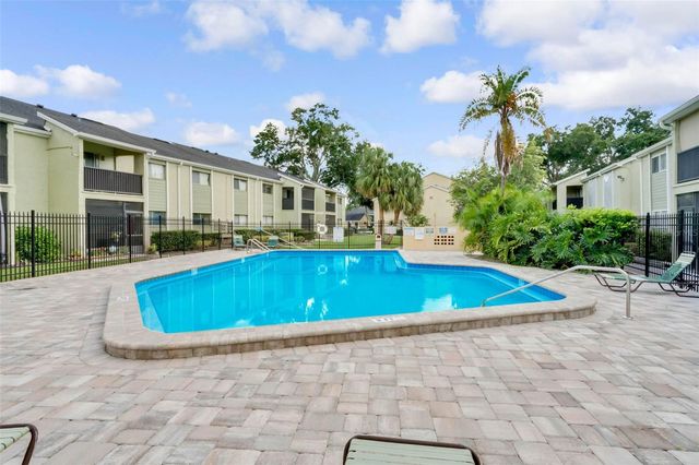 904 LAKE DESTINY ROAD H, Altamonte Springs, FL 32714