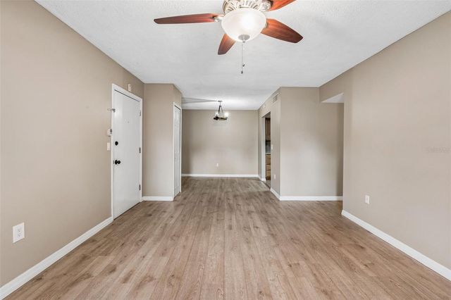 904 LAKE DESTINY ROAD H, Altamonte Springs, FL 32714
