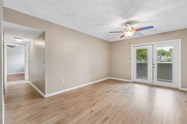 904 LAKE DESTINY ROAD H, Altamonte Springs, FL 32714