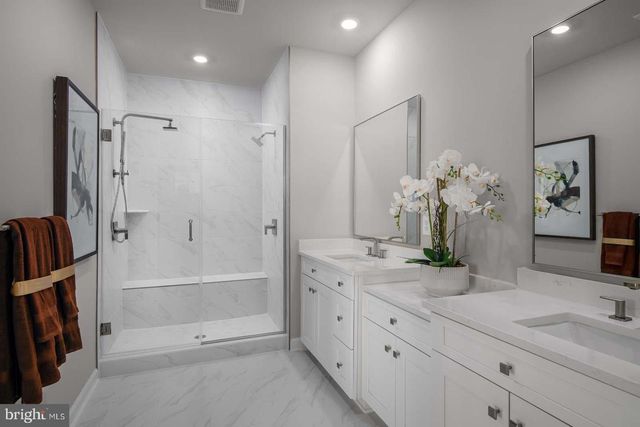 43789 METRO TER, Ashburn, VA 20147