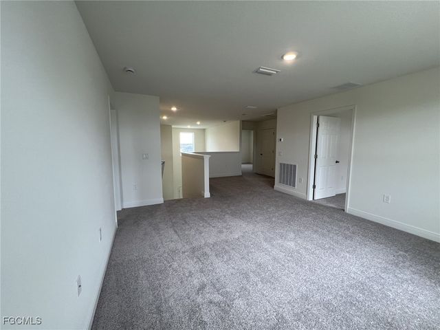 314 NE 23rd TER, Cape Coral, FL 33909