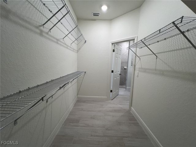 314 NE 23rd TER, Cape Coral, FL 33909