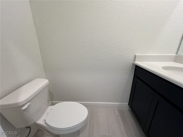 314 NE 23rd TER, Cape Coral, FL 33909