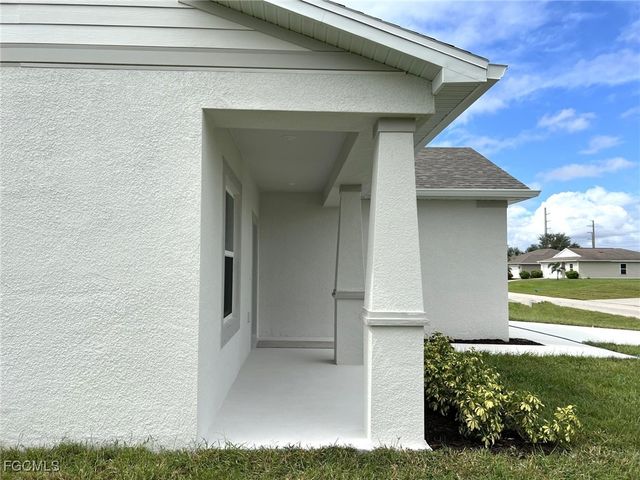 314 NE 23rd TER, Cape Coral, FL 33909