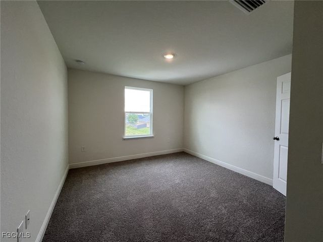 314 NE 23rd TER, Cape Coral, FL 33909