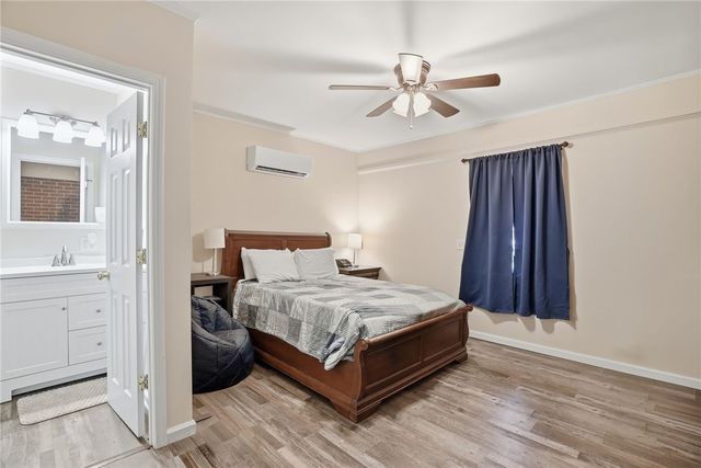 105 College Heights Boulevard, Clemson, SC 29631