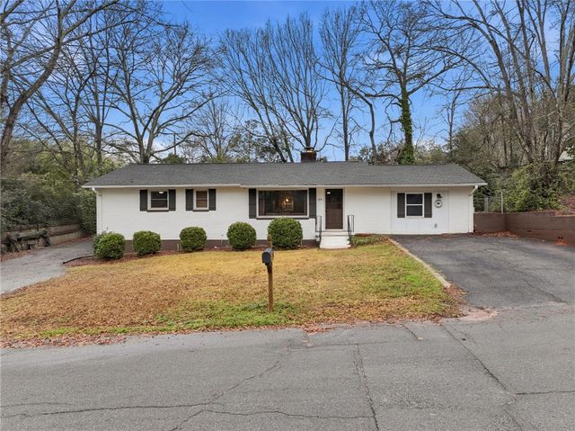 105 College Heights Boulevard, Clemson, SC 29631