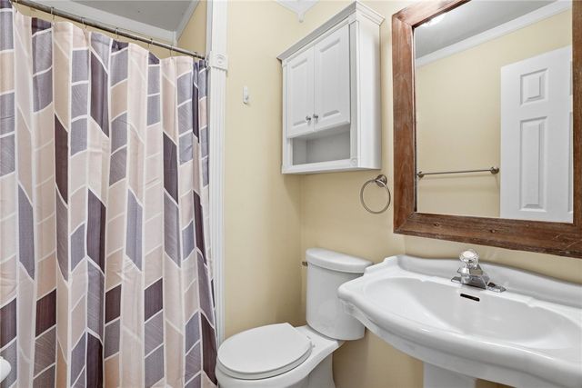 105 College Heights Boulevard, Clemson, SC 29631