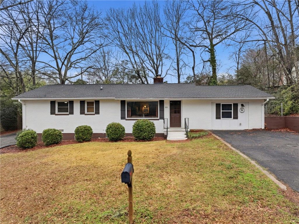 105 College Heights Boulevard, Clemson, SC 29631