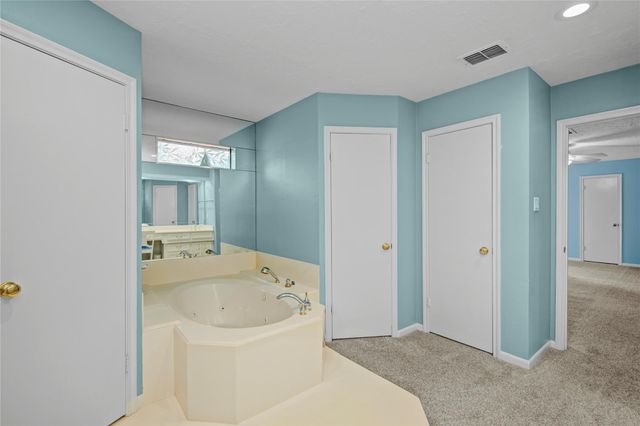 11606 Primwood Drive, Houston, TX 77070