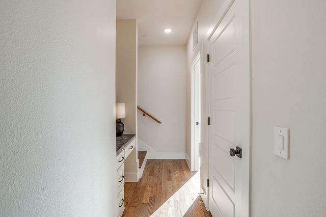 2820 Weisenberger Street 106, Fort Worth, TX 76107