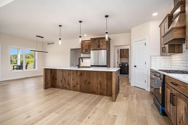 7960 N Westnedge Avenue, Cooper Twp, MI 49009