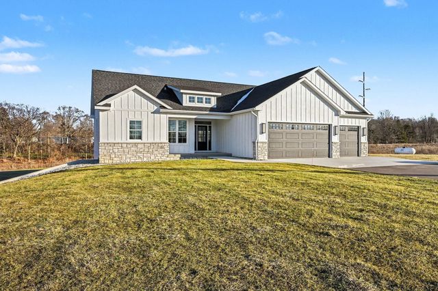 7960 N Westnedge Avenue, Cooper Twp, MI 49009