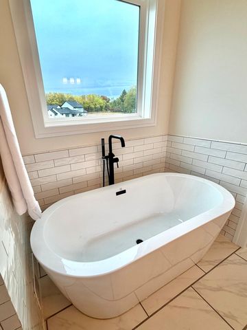 7960 N Westnedge Avenue, Cooper Twp, MI 49009
