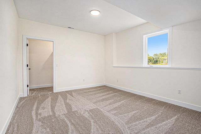 7960 N Westnedge Avenue, Cooper Twp, MI 49009