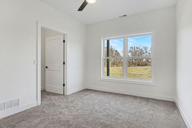 7960 N Westnedge Avenue, Cooper Twp, MI 49009