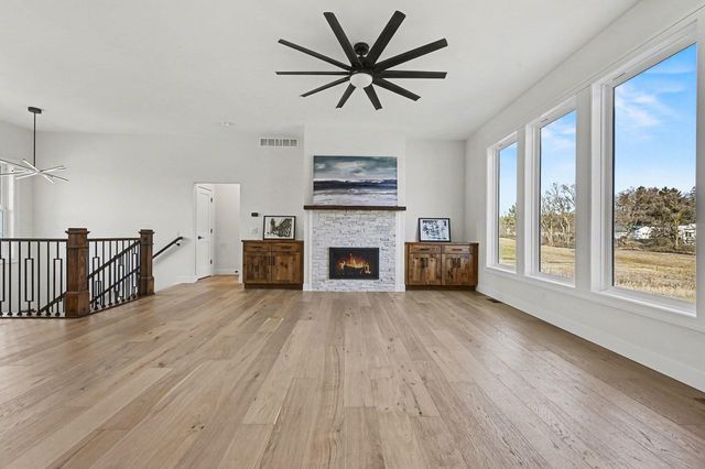 7960 N Westnedge Avenue, Cooper Twp, MI 49009