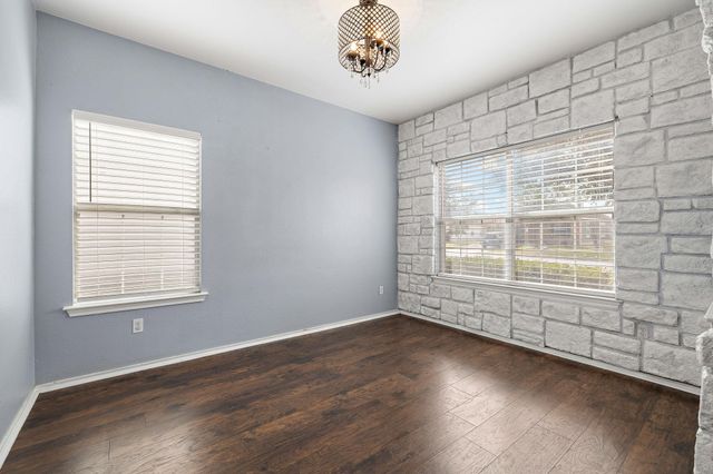 114 Almquist ST, Hutto, TX 78634