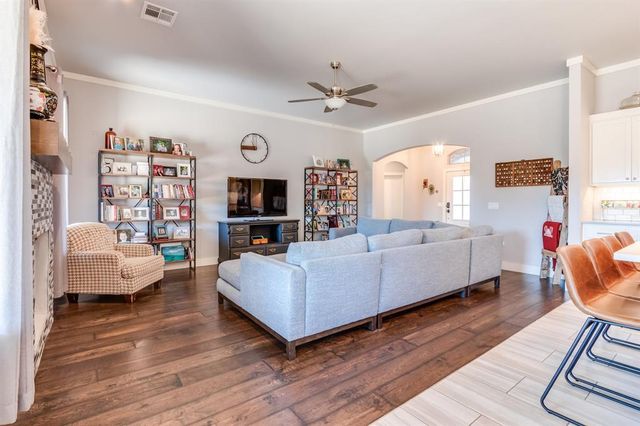 41 Hickory Circle, Piedmont, OK 73078