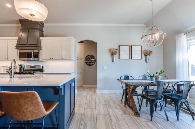 41 Hickory Circle, Piedmont, OK 73078