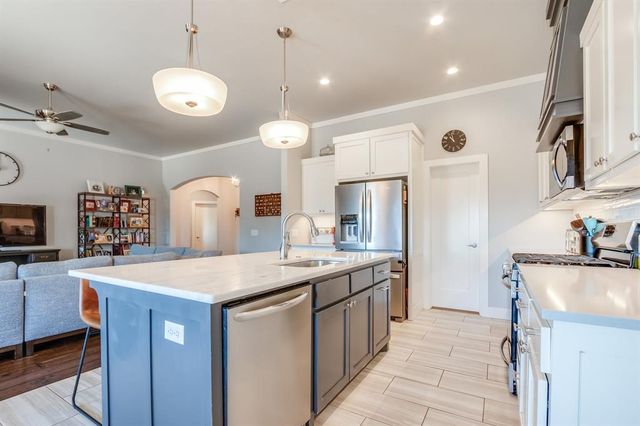 41 Hickory Circle, Piedmont, OK 73078