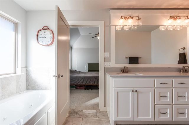 41 Hickory Circle, Piedmont, OK 73078