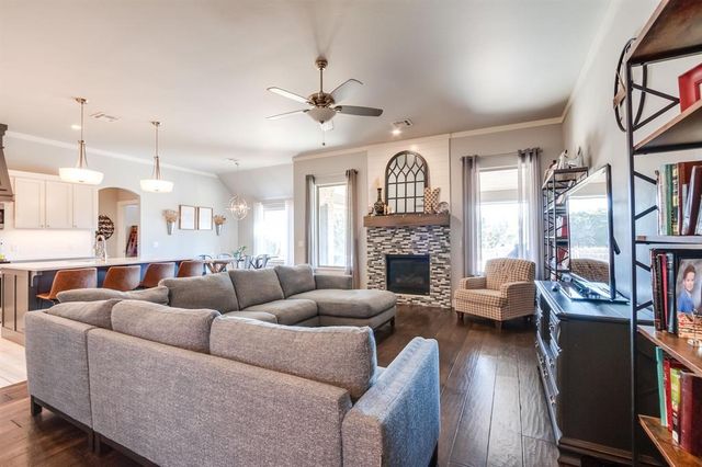 41 Hickory Circle, Piedmont, OK 73078