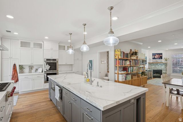 108 W VILLAGE LN, Provo, UT 84604
